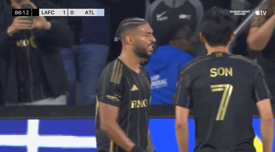 [流言板]波蒂斯底角三分出手超時，雄鹿首節(jié)比賽30