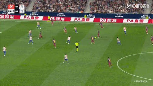  神来之笔！奥尔莫蝎子摆尾挑球过人传中，费兰插上扫射被穆索扑出