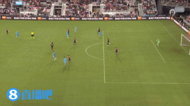 吳曦談獲獎(jiǎng)：上個(gè)月我37歲，這也許是我作為球員最后一個(gè)個(gè)人獎(jiǎng)項(xiàng)