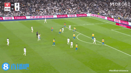 维尼修斯失点！卡雷拉斯造点，维尼修斯主罚被扑