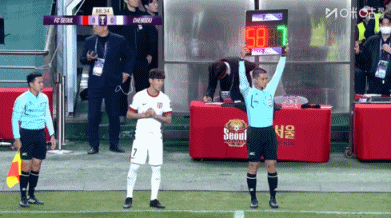 比赛尾声阶段韦世豪复出换下廖荣祥，自9月21日受伤以来首次登场