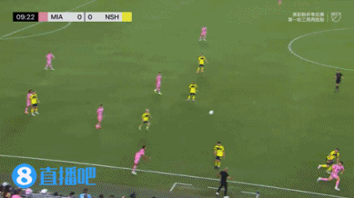 唯快不破！梅西高速推进，面对4人包夹低射破门，攻入生涯第893球