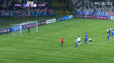 路易斯失点！路易斯造点+亲自主罚被扑，申花仍0-2落后神户