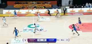  神仙打架！张才仁追身三分反超 高诗岩立马回敬