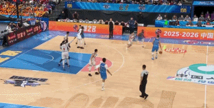 喜劇效果！馬帝昂高難度打進(jìn)并造成犯規(guī) 但加罰出現(xiàn)三不沾