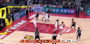 毫不手軟！陳家政外線開炮連中三分 幫助廣東占據(jù)場上主動