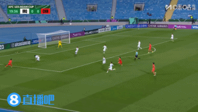 有威脅！王鈺棟邊路突破送出傳中，王博豪頭槌攻門偏出立柱