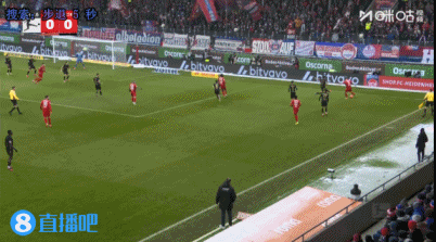 這球帥炸！海登海姆前鋒不停球凌空倒鉤破門(mén)，隊(duì)友抱頭不敢置信