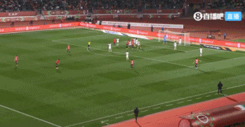 法老助攻！薩拉赫角球助攻拉比亞頭球吊射破門，埃及2