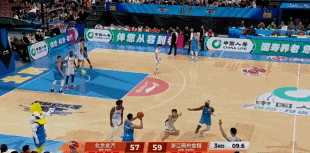  连珠炮！杰曼外线开火连中三分 帮助北京打出9-2强势反超