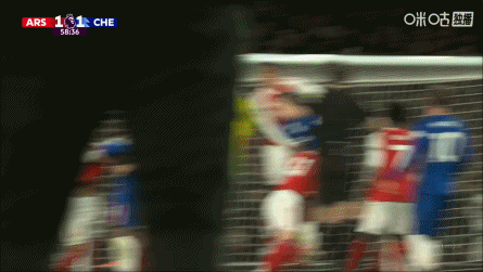 帕尔默拉倒萨卡吃黄牌，裁判吹停阿森纳反击，阿尔特塔向四官投诉