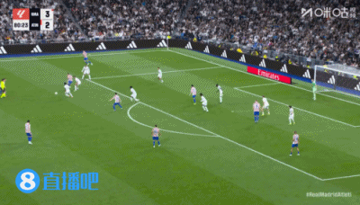  脚头太硬！阿尔瓦雷斯精彩大力远射，皮球击中立柱弹出