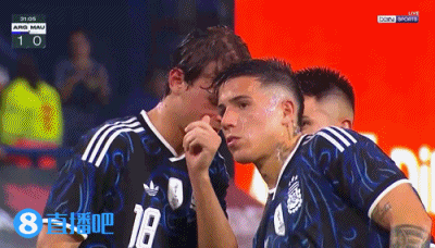 新星闪耀！帕斯国家队首秀便助攻梅西，首球为直接任意球破门