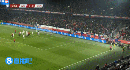 捷克开场3分钟1-0领先丹麦！苏尔克大禁区边缘凌空抽射破门