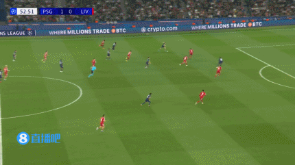  错失良机！麦卡停球失误，登贝莱近距离良机爆射打高！